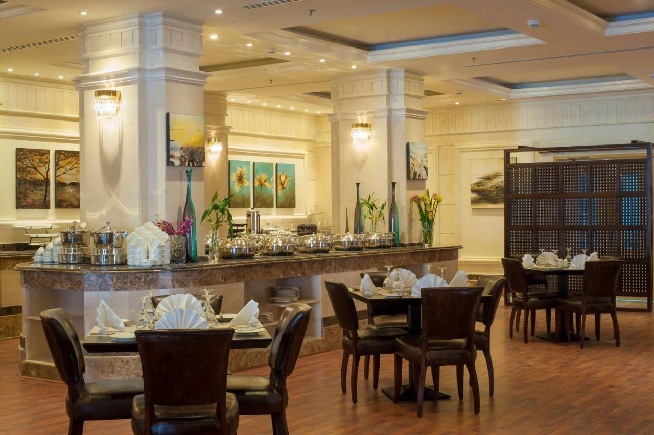 Radisson Blu Hotel, Dhahran Khobar Bagian luar foto