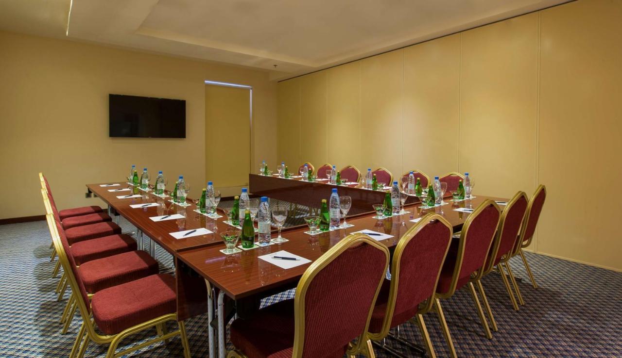 Radisson Blu Hotel, Dhahran Khobar Bagian luar foto