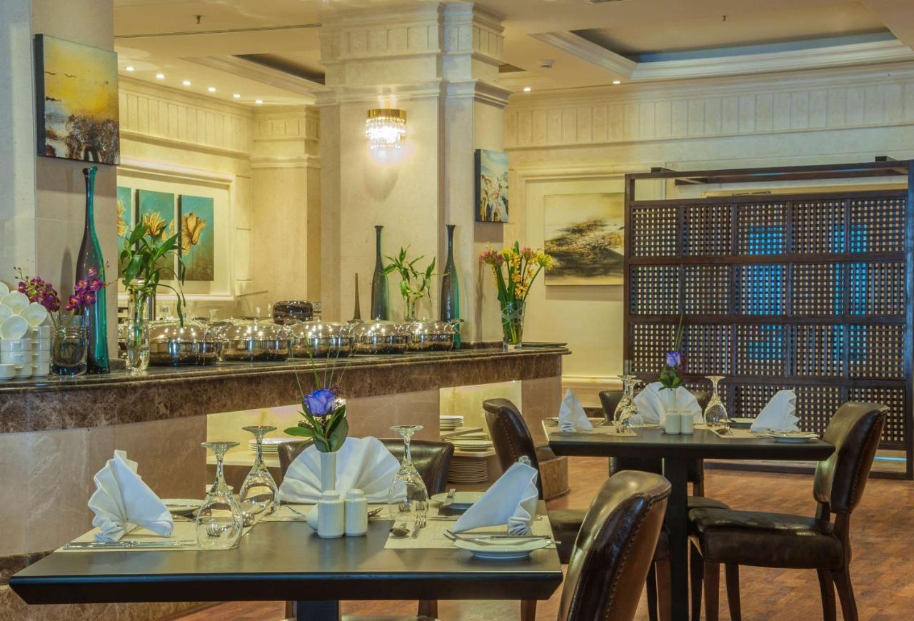 Radisson Blu Hotel, Dhahran Khobar Bagian luar foto